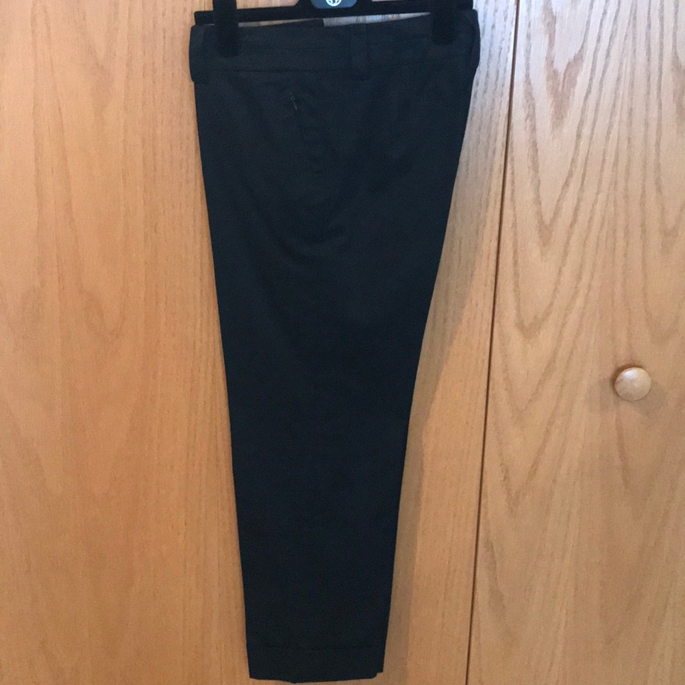 Carlisle Black Cuffed Capri Pant Sz 8